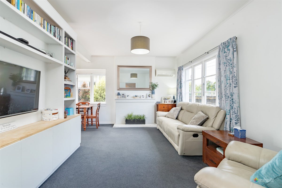 55 Oxford Terrace, Epuni, Lower Hutt - Carousel 2
