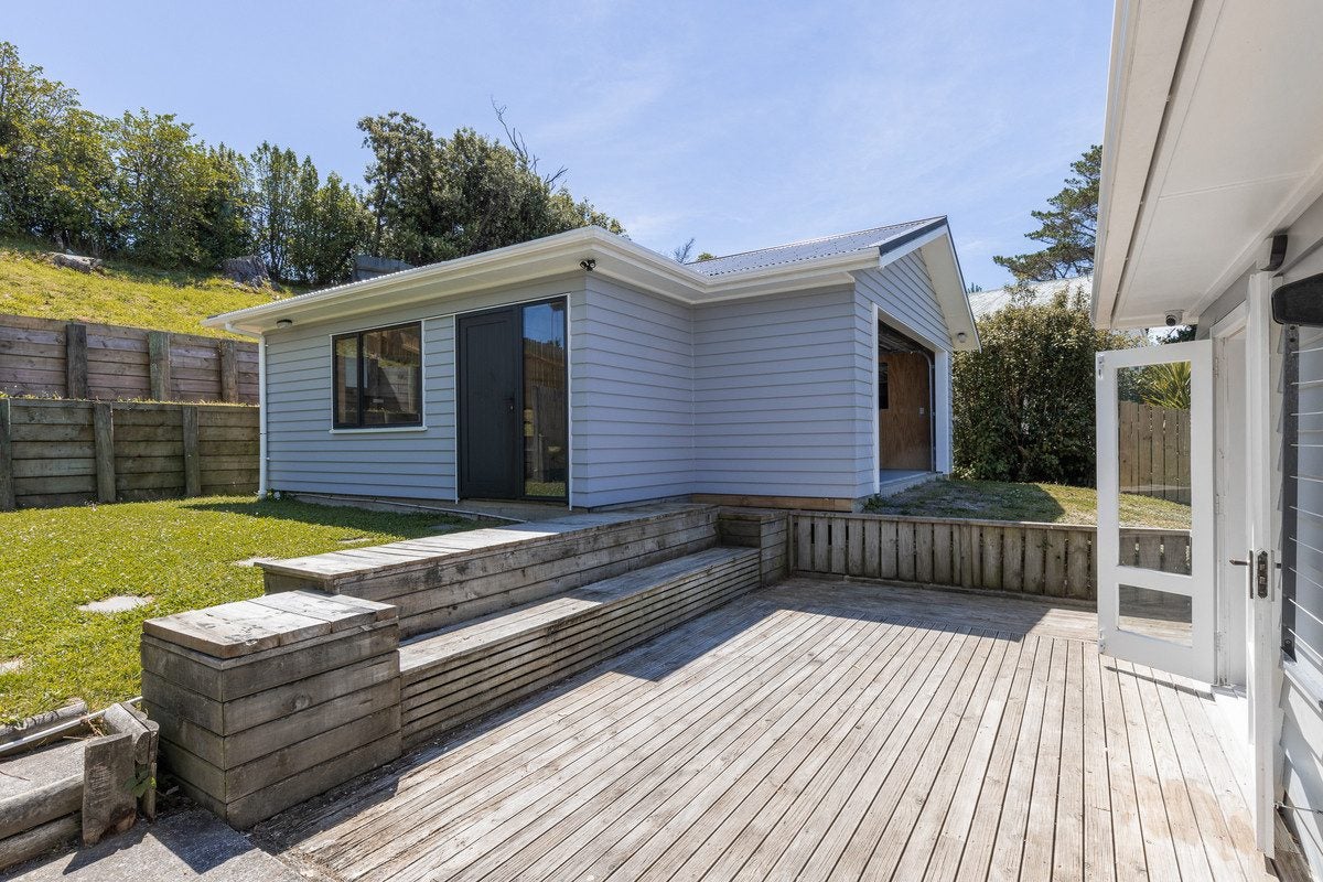 13 Carbine Place, Ascot Park, Porirua - Carousel 2