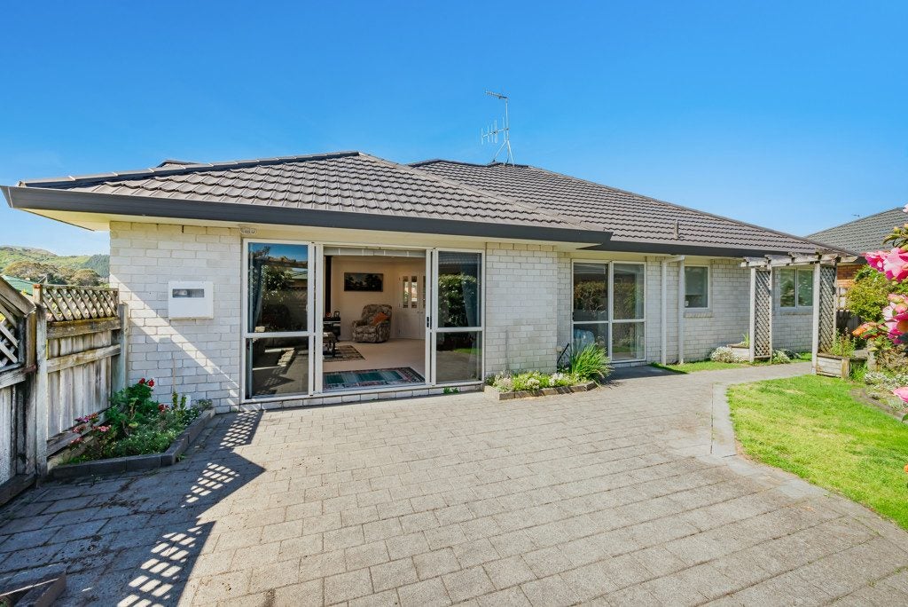 1 Harvest Court, Paraparaumu, Paraparaumu - Carousel 1