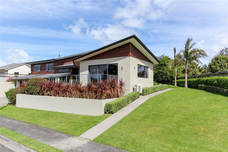 2 Kororako Grove, Whalers Gate, New Plymouth - Carousel 20