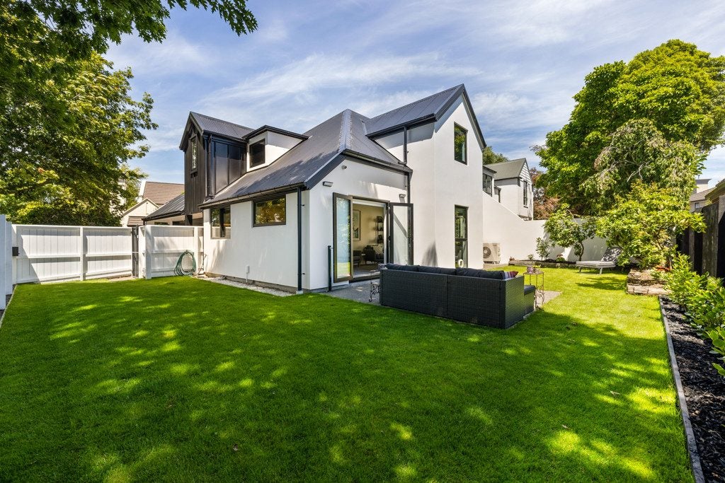 10A Swanleigh Place, Ilam, Christchurch - Carousel 2