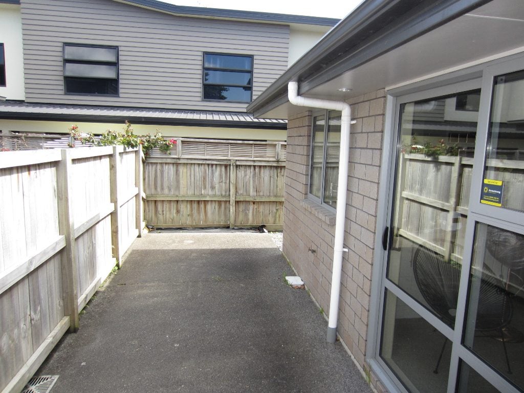19 Stadium Lane, Whitiora, Hamilton - Carousel 10