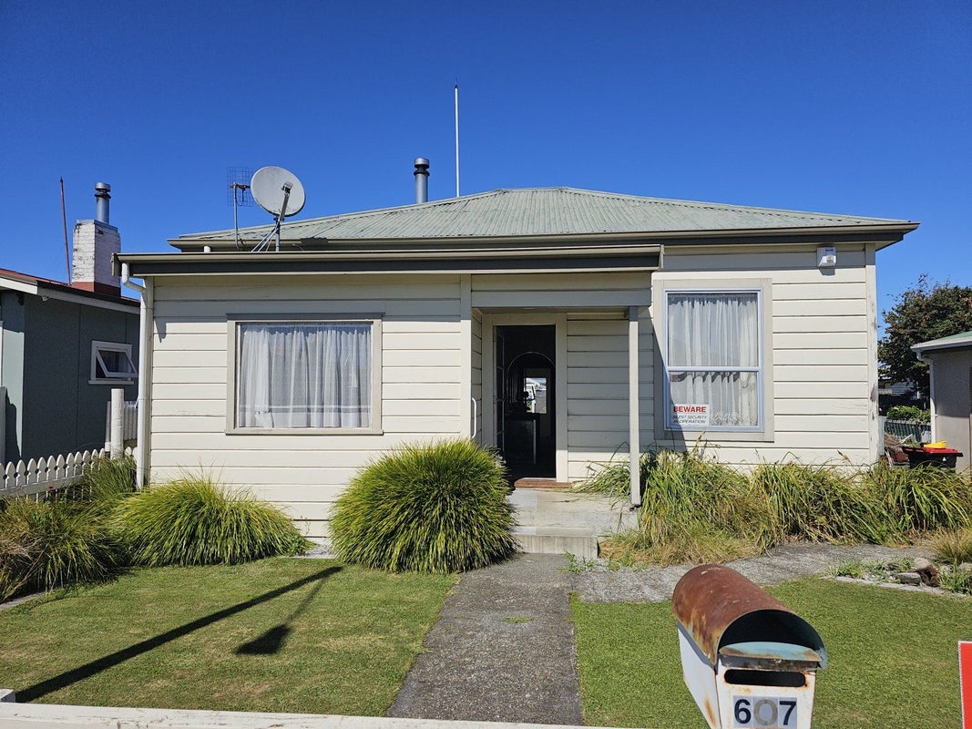 607 Oak Road, Akina, Hastings - Carousel 1