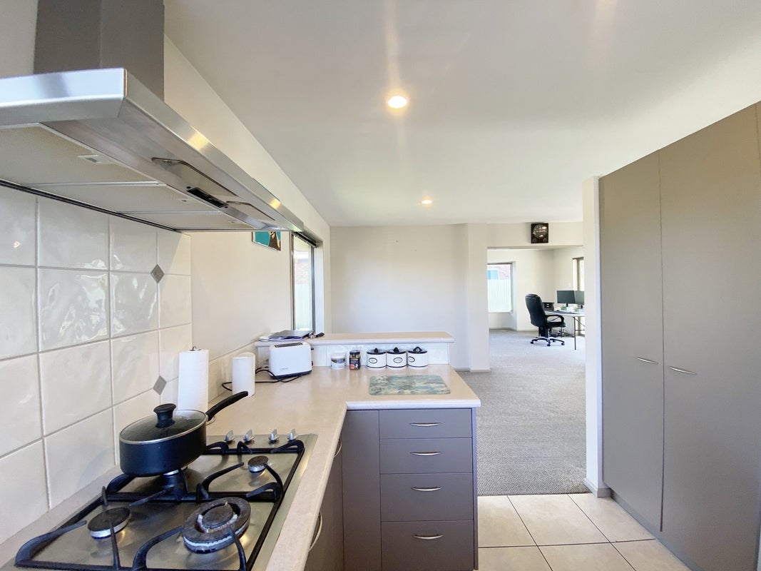 6 Begonia Lane, Wigram, Christchurch - Carousel 2