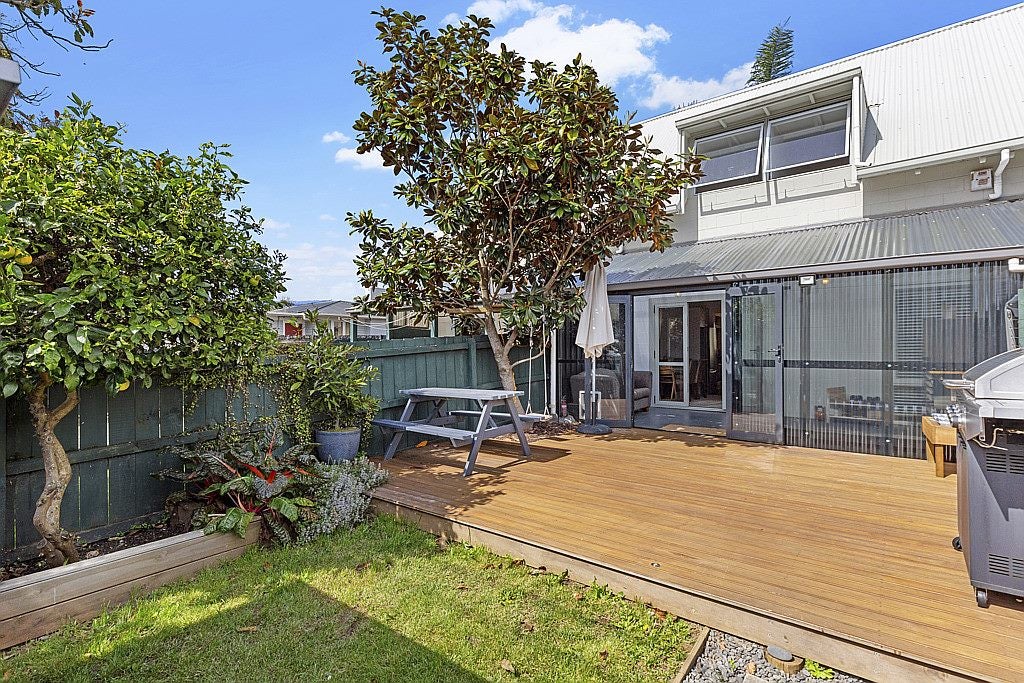 27/1 Water Street, Otahuhu, Auckland - Carousel 1
