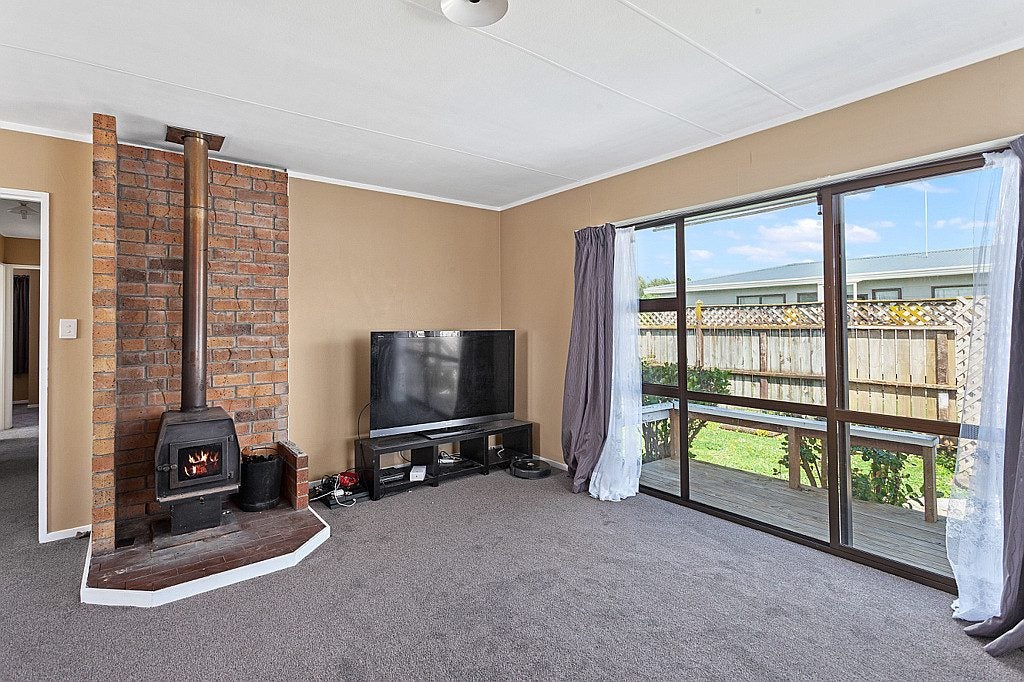 23 Paul Street, Whakatane, Whakatane - Carousel 21