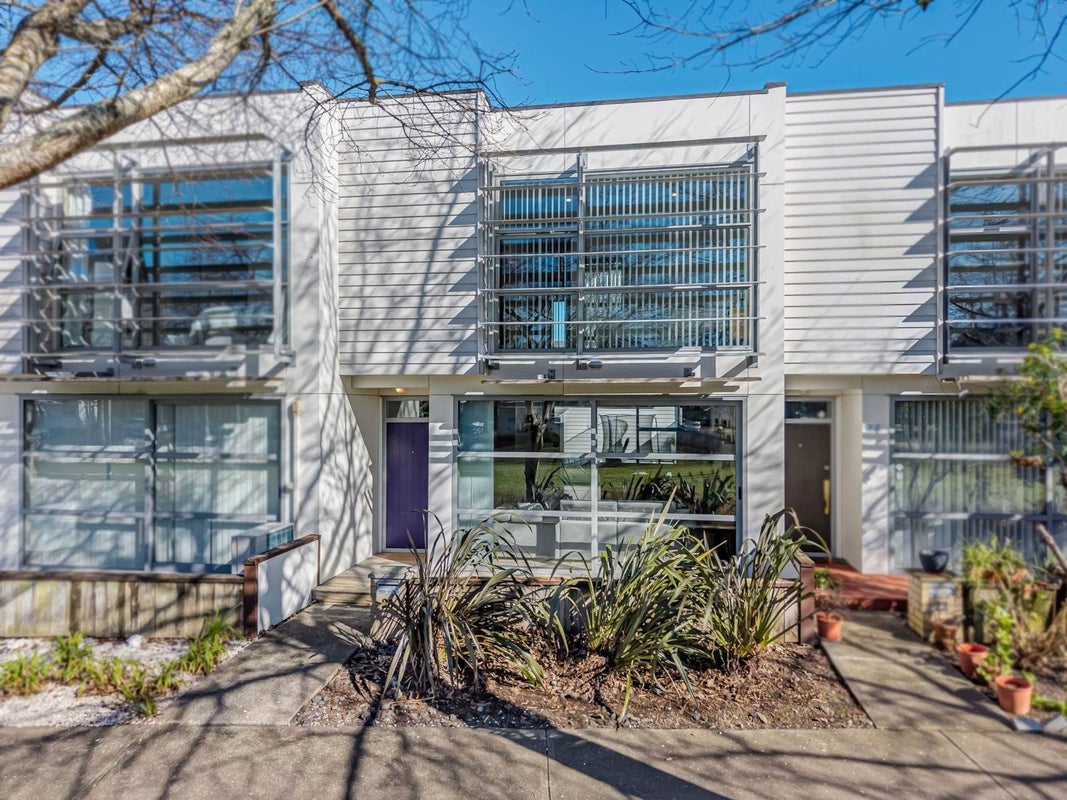20 Kauri Drive, Takanini, Auckland - Carousel 2