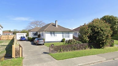 1205 Cunningham Crescent, Mayfair, Hastings - Carousel 1