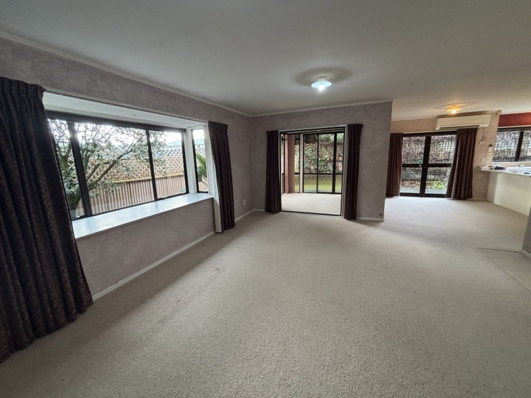 30A Miro Street, Takaro, Palmerston North - Carousel 2
