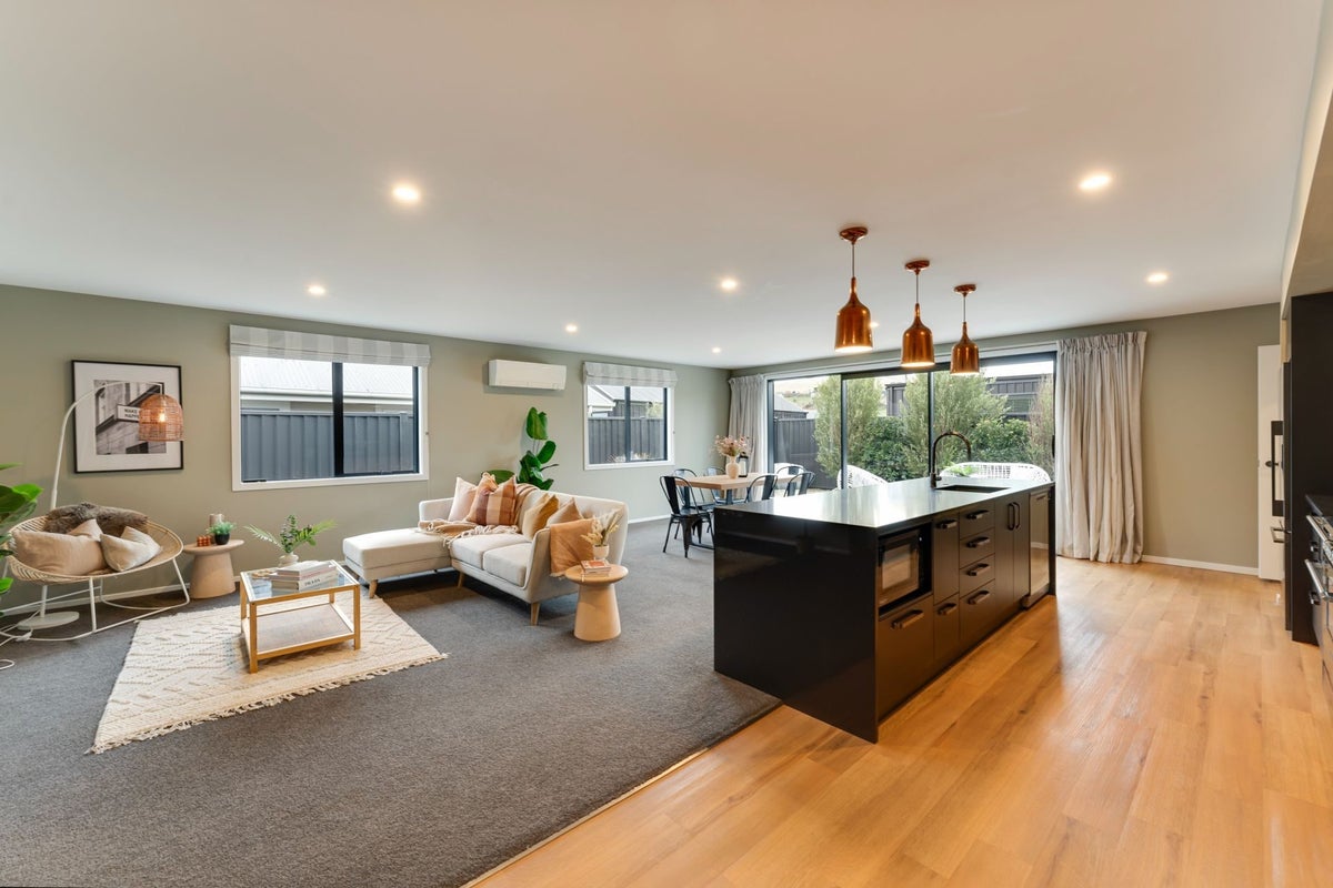114 Stalker RD, Wakatipu Basin - Carousel 2