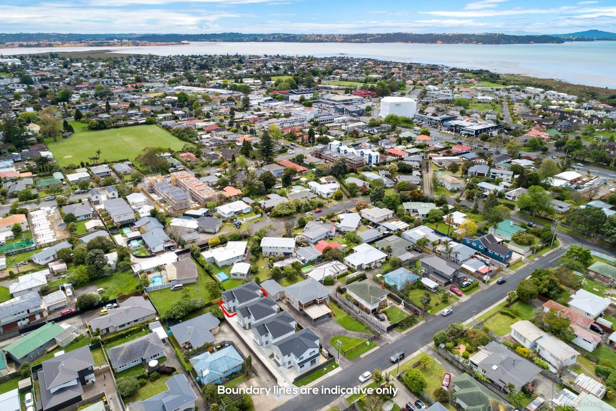 11D Stokes Avenue, Te Atatu Peninsula, Auckland - Carousel 16