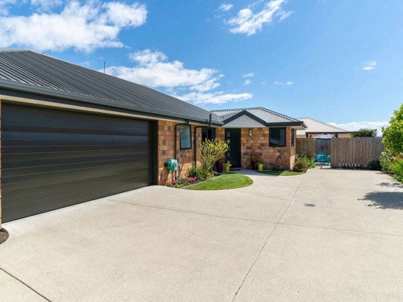 30 Ngawhatu Road, Stoke, Nelson - Carousel 1