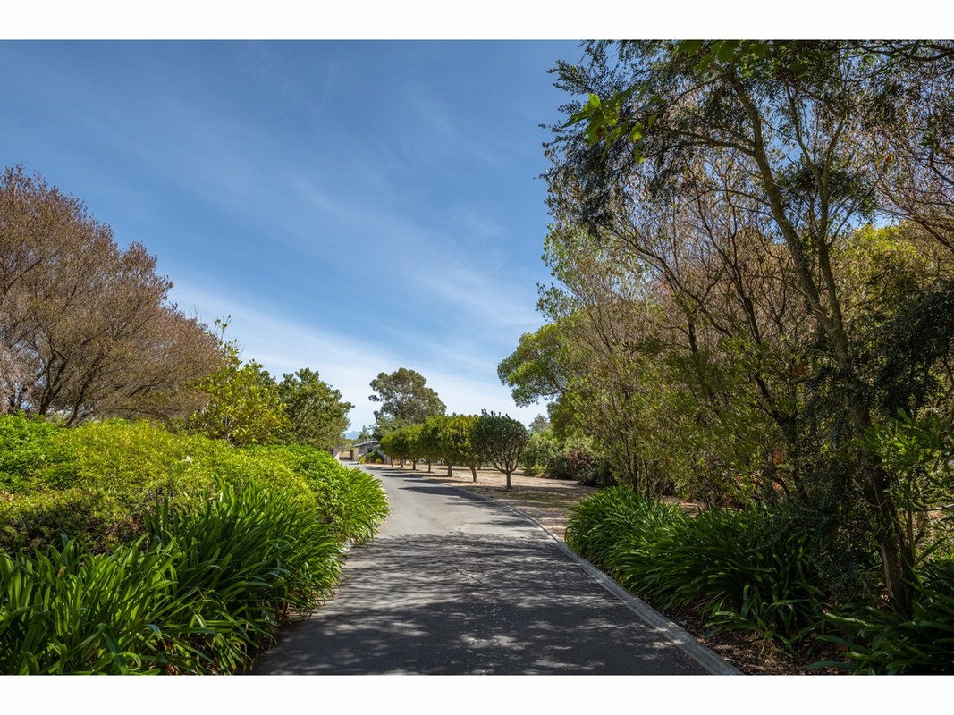 12 Dry Hills Rise, Riverlands, Blenheim - Carousel 2