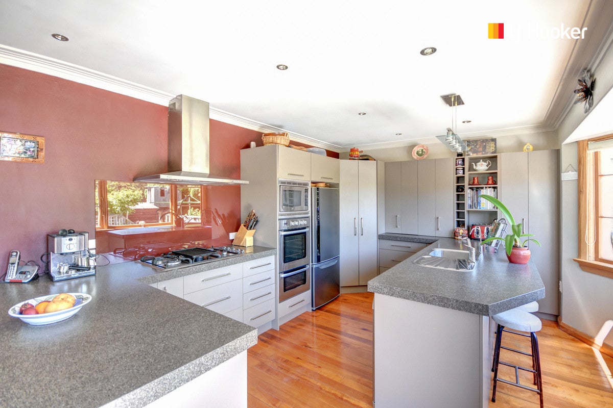 22 Saddleview Place, Fairfield, Dunedin - Carousel 2