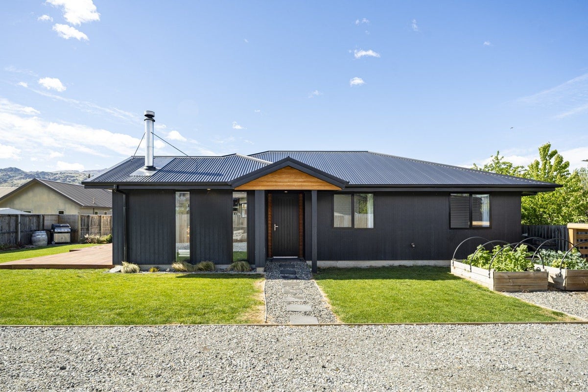 8A Missy Crescent, Mount Pisa, Cromwell - Carousel 1