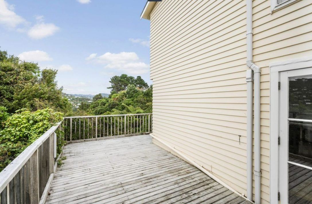4 Chancellor Way, Crofton Downs, Wellington - Carousel 2