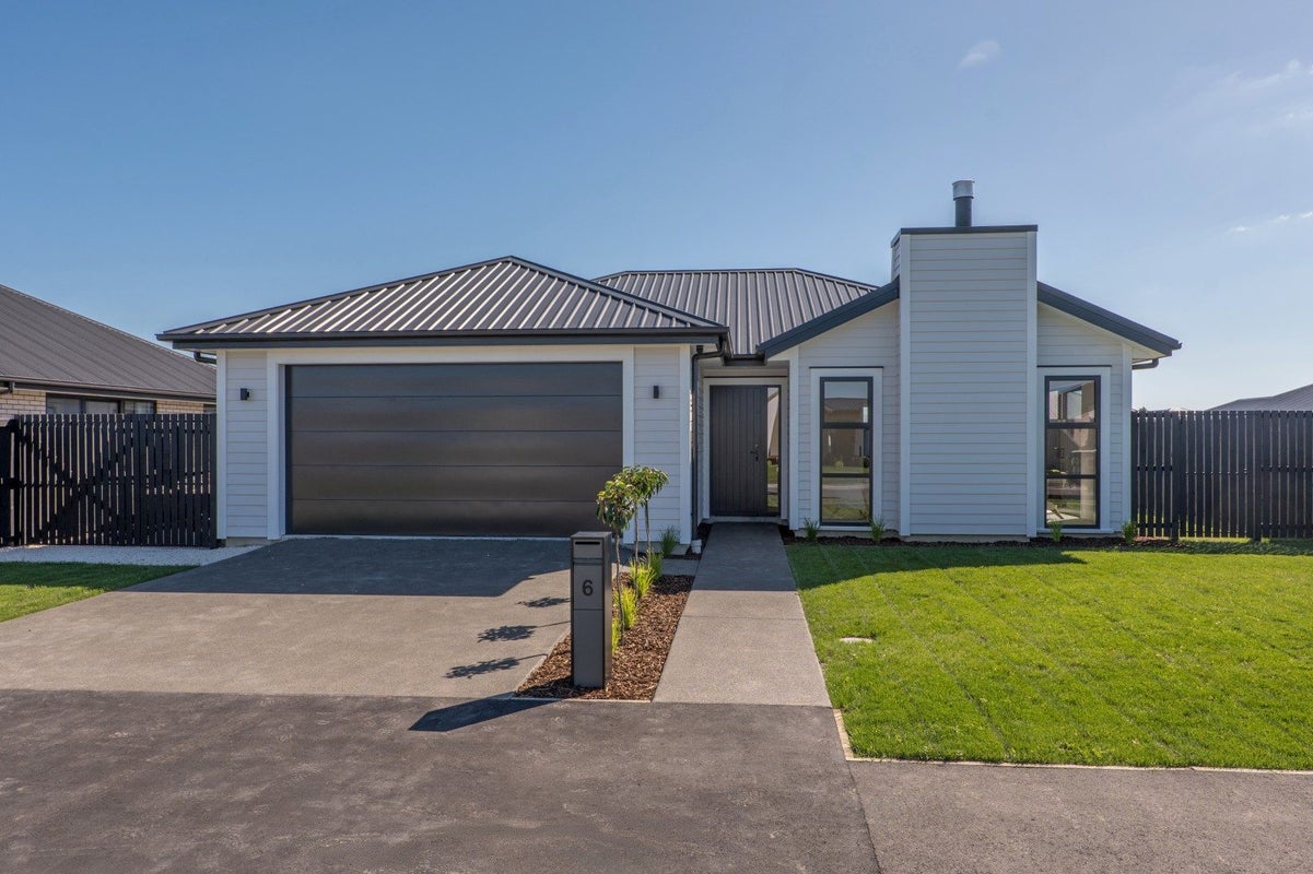6 Kilphin Street, Elgin, Ashburton - Carousel 1