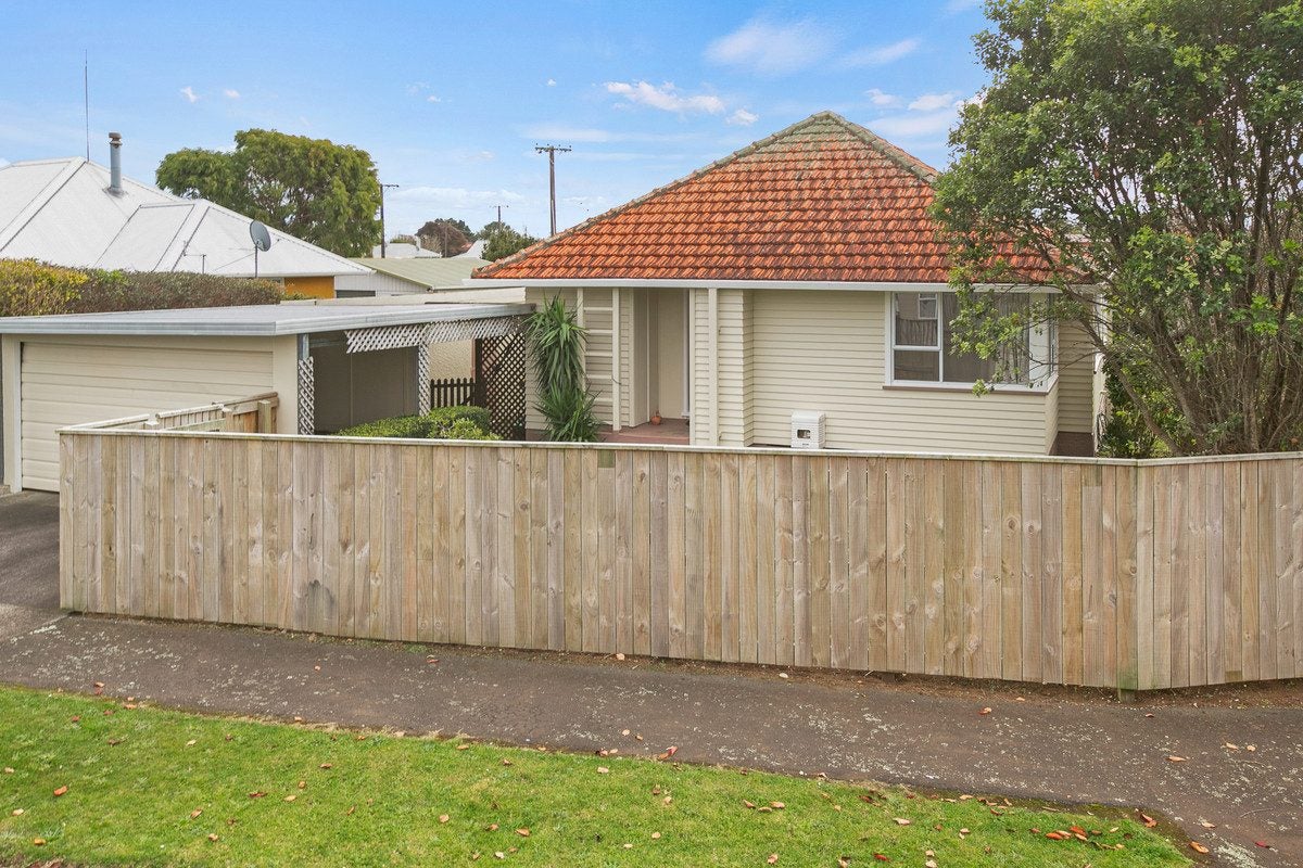 47 Drake Street, Vogeltown, New Plymouth - Carousel 2