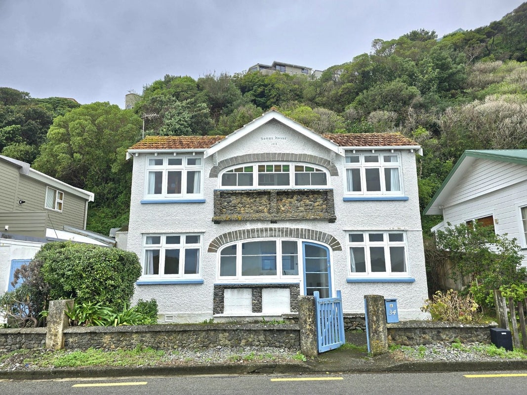 34 Moana Road, Plimmerton, Porirua - Carousel 2