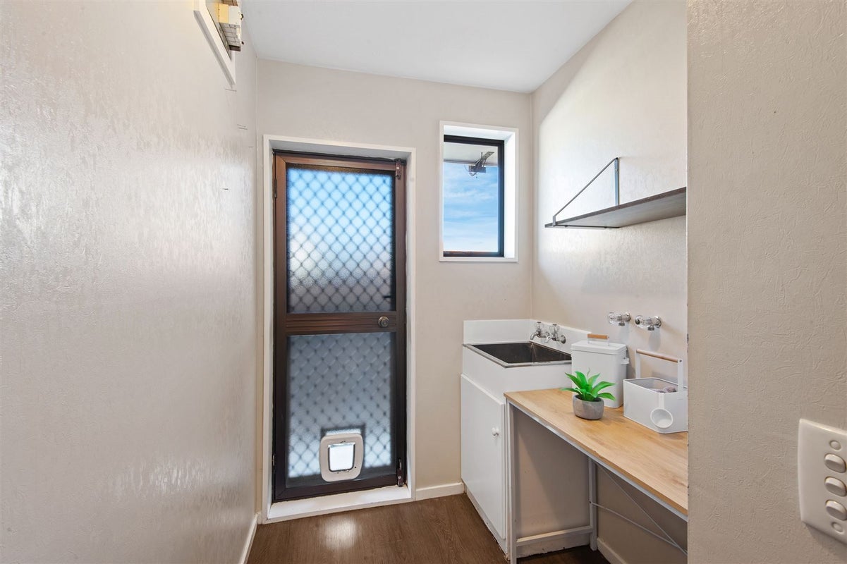 2/39 Solomon Avenue, Redwood, Christchurch - Carousel 12