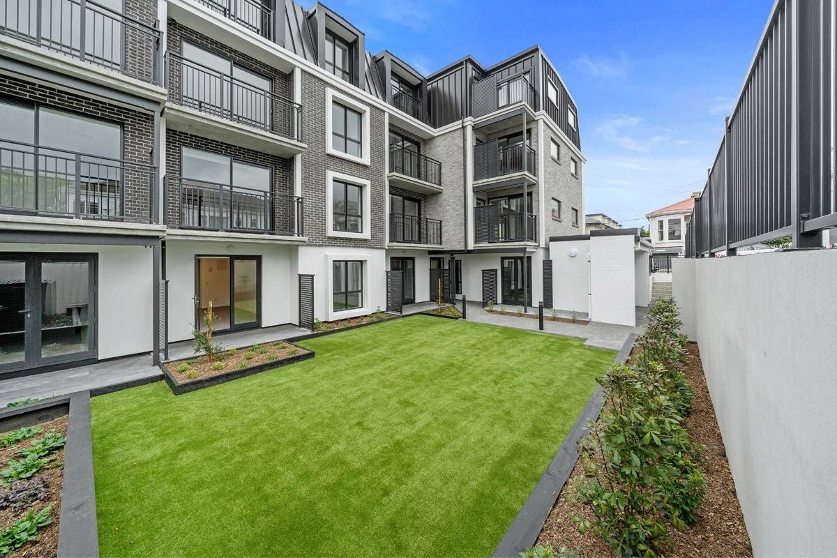 305/2 Colombo Street, Newtown, Wellington - Carousel 1