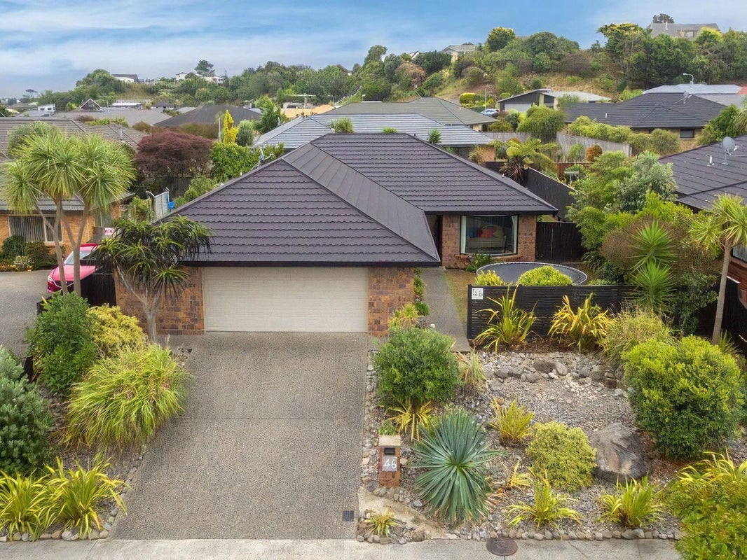 46 Campion Road, Waikanae Beach, Waikanae - Carousel 1