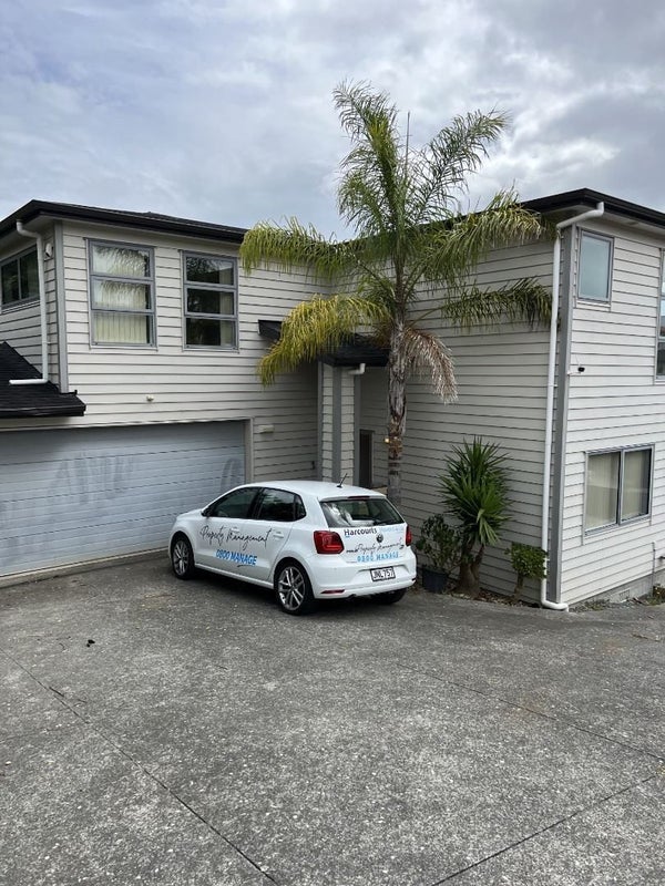 28 The Enclave, Totara Heights, Auckland - Carousel 1