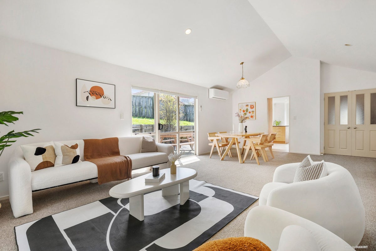 8 Devana Court, Torbay, Auckland - Carousel 2