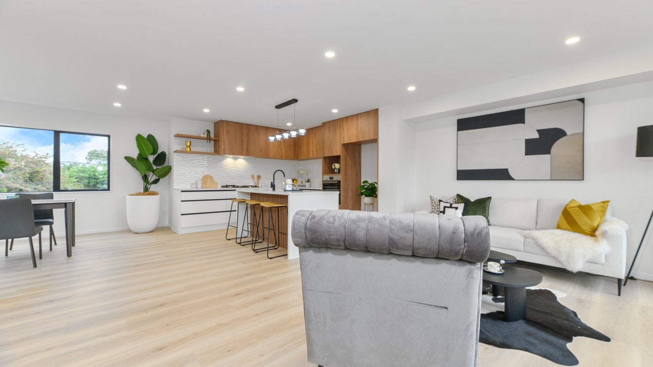 93B Bruce Road, Glenfield, Auckland - Carousel 1
