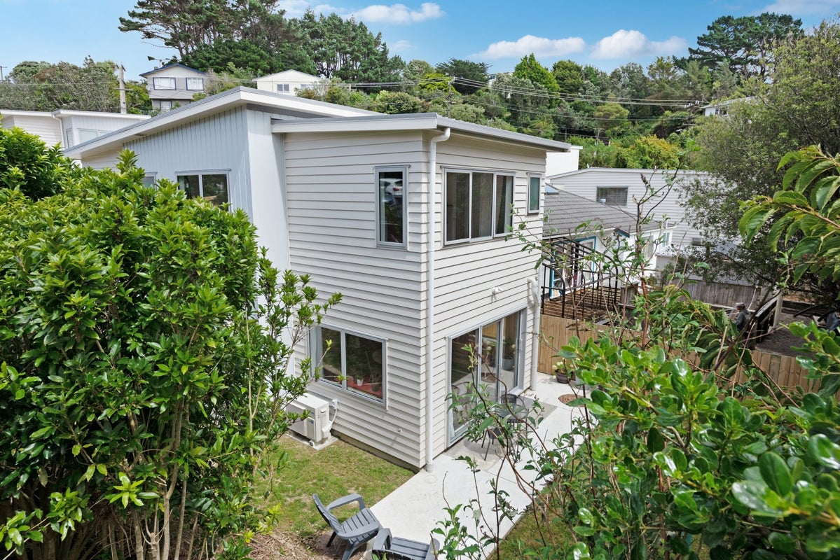 5 Cunliffe Street, Johnsonville, Wellington - Carousel 1