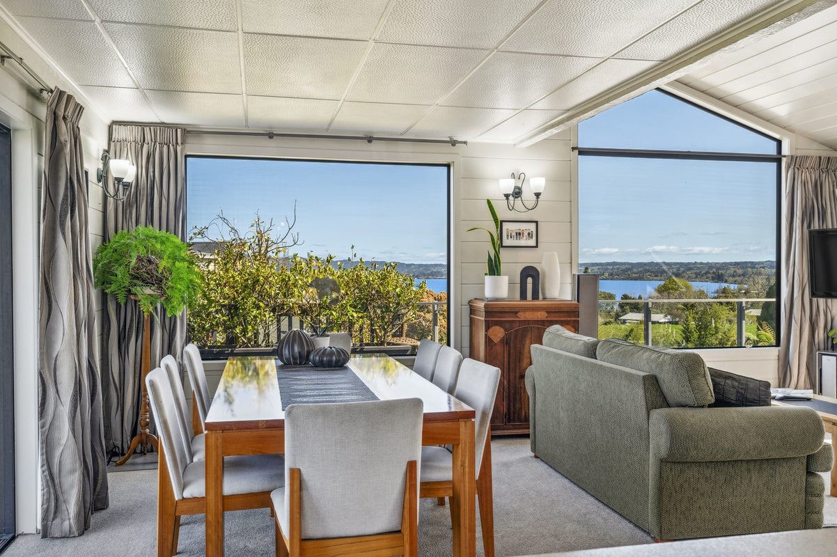 15 Unsworth Road, Hamurana, Rotorua - Carousel 1
