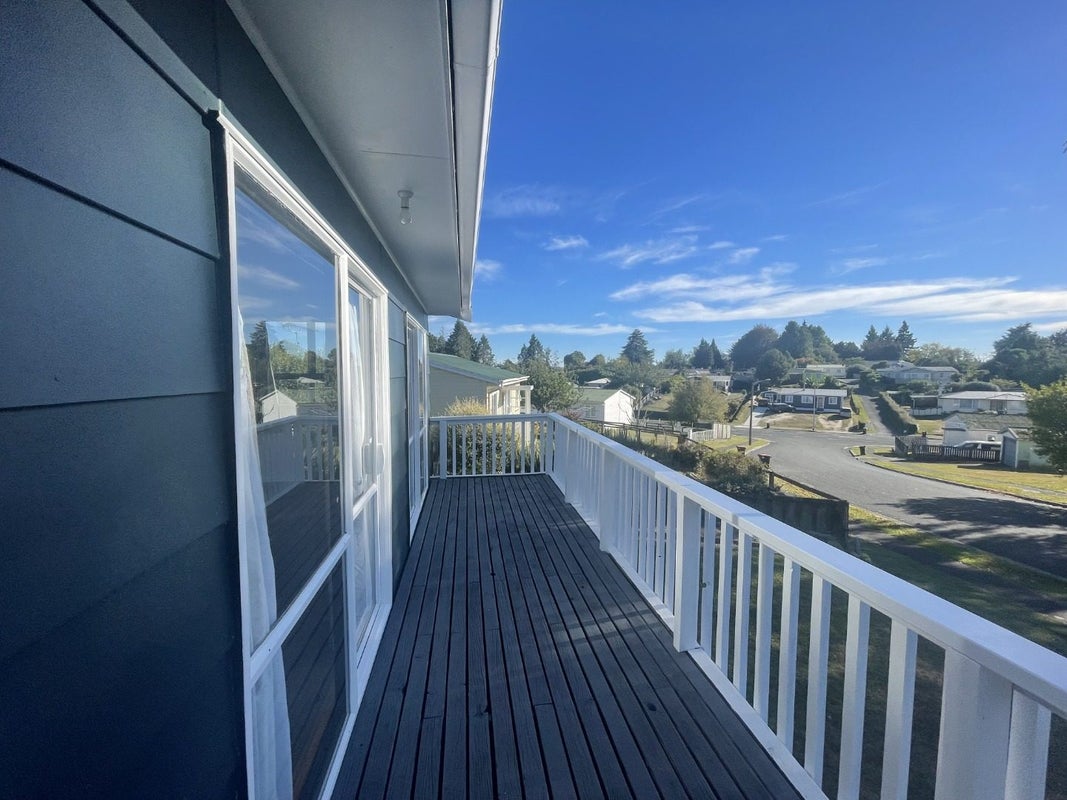 6 Esk Crescent, Tokoroa, Tokoroa - Carousel 2