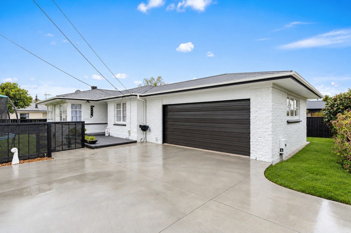 3 Saint Pauls Road, Chartwell, Hamilton - Carousel 1
