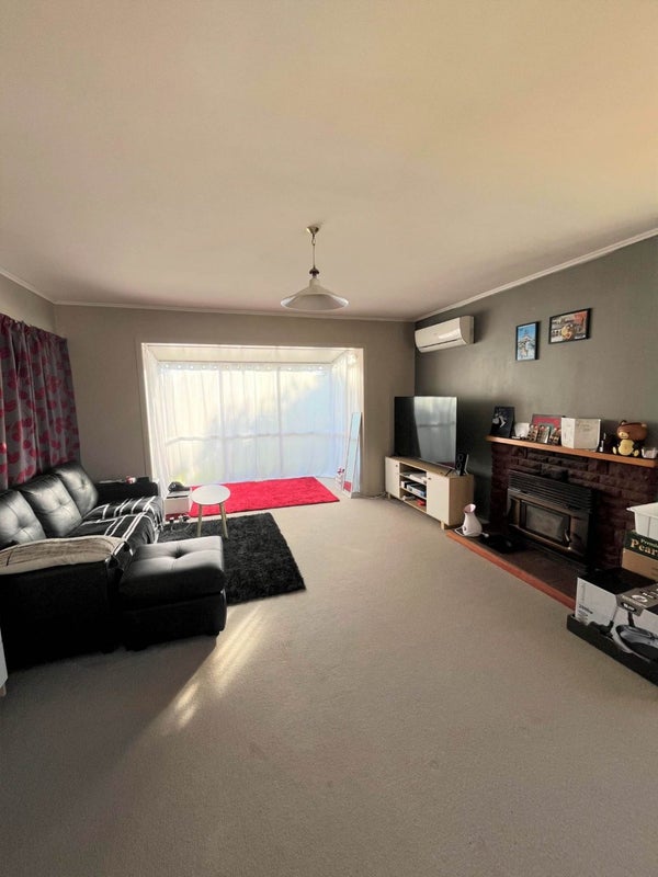 29 Te Kanawa Crescent, Henderson, Auckland - Carousel 2
