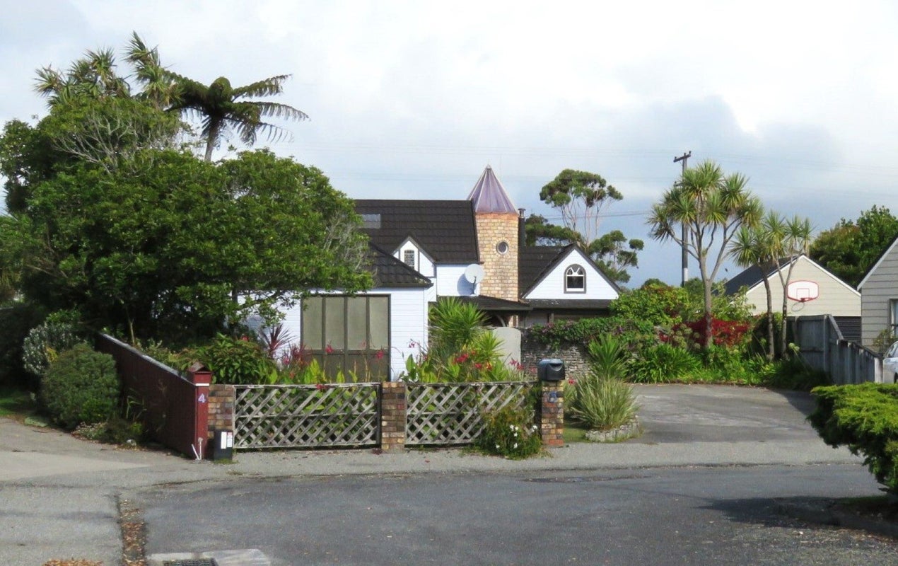 5 Martin Place, Carters Beach, Westport - Carousel 1