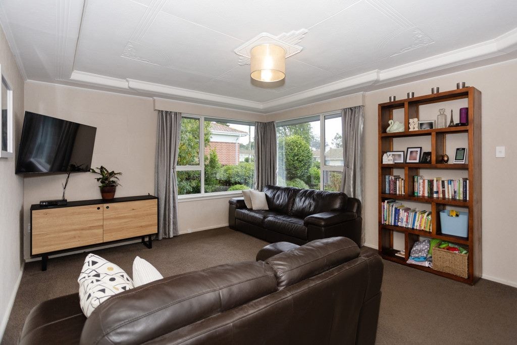 4 Arthur Street, Holmes Hill, Oamaru - Carousel 2