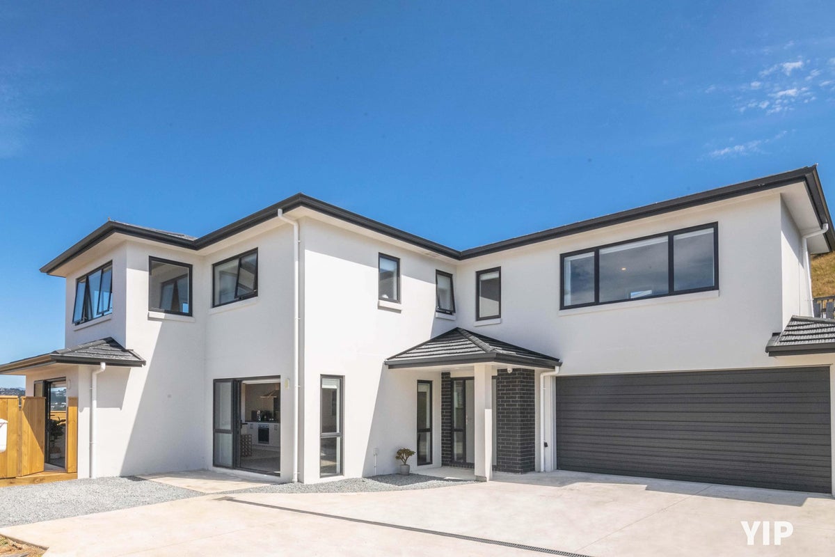 130 Amesbury Drive, Churton Park, Wellington - Carousel 1
