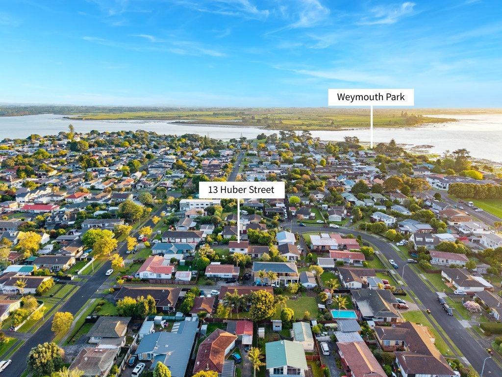 13 Huber Street, Weymouth, Auckland - Carousel 3