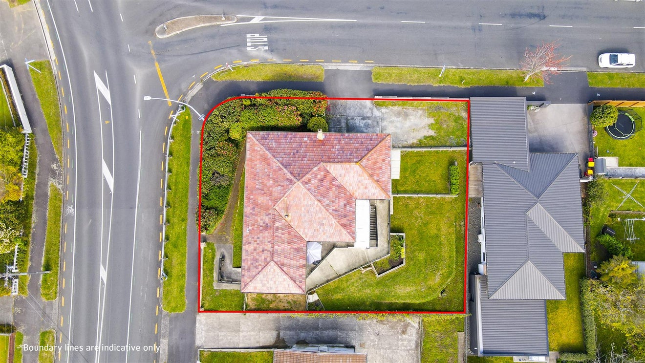 76 Forest Lake Road, Forest Lake, Hamilton - Carousel 2