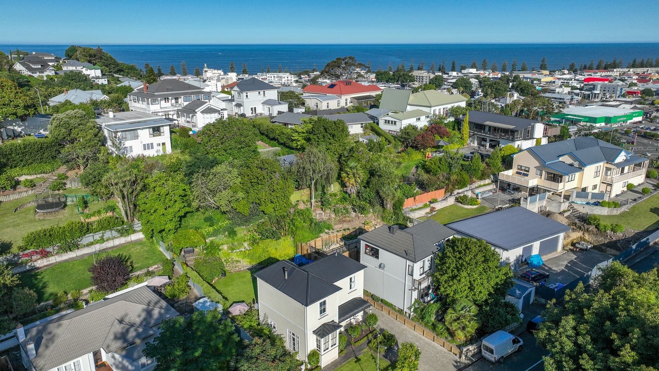 3 Hooker Avenue, Hospital Hill, Napier - Carousel 1