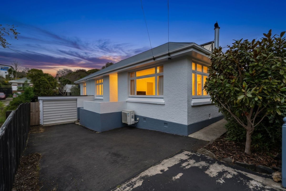 65 Bayfield Road, Andersons Bay, Dunedin, Otago - Carousel 1