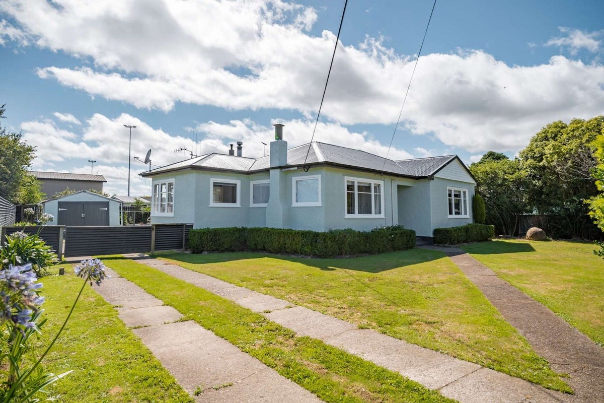19 King Street, Pahiatua - Carousel 10