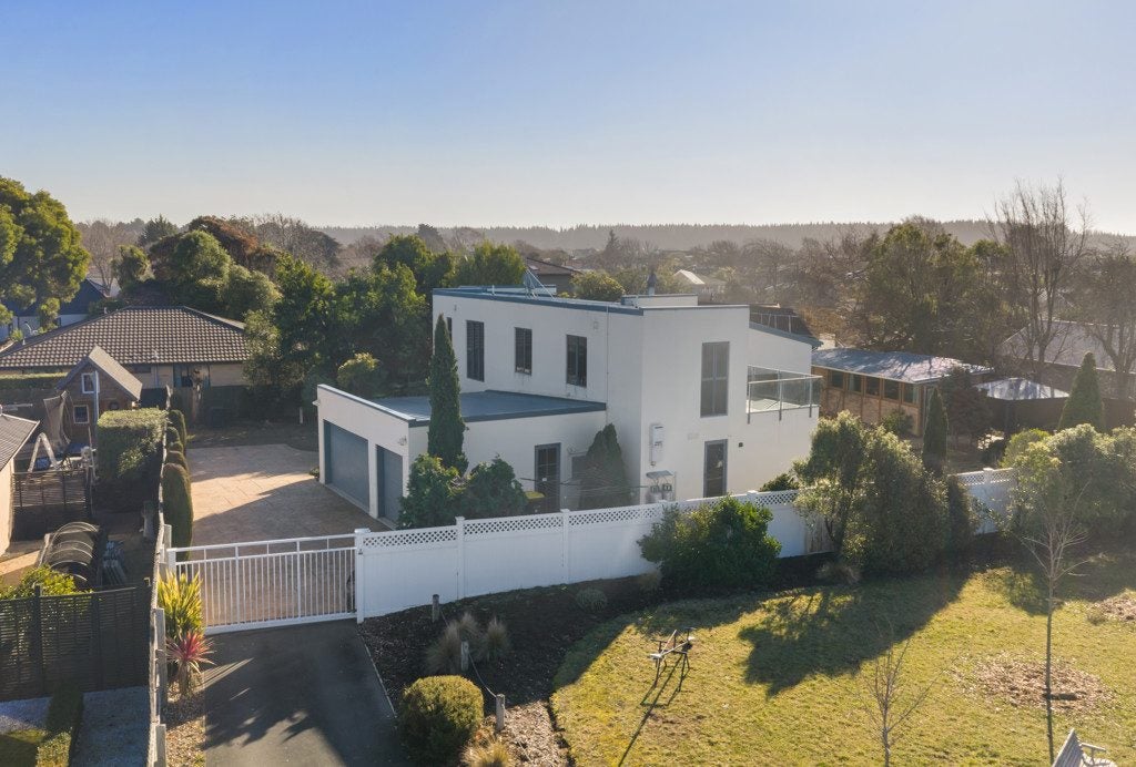 18 Belgrove Place, Parklands, Christchurch - Carousel 1