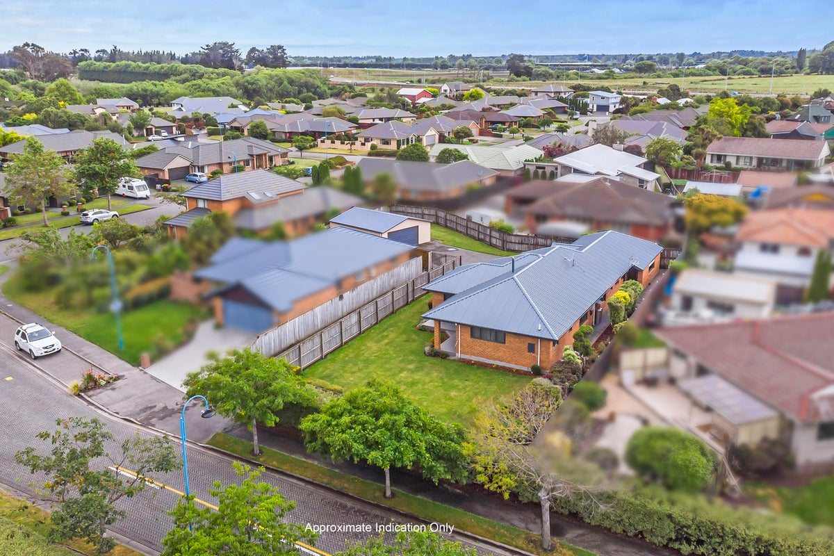 4 Riverwood Boulevard, Redwood, Christchurch - Carousel 23