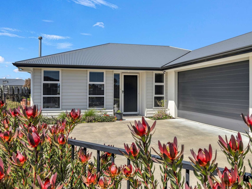 17 Morrell Street, Tawhero, Whanganui - Carousel 1
