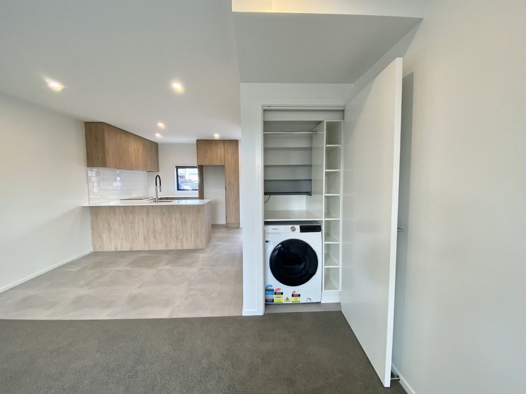 16/314 Worcester Street, Linwood, Christchurch - Carousel 2