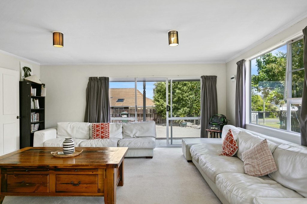 3 Te Hatepe Avenue, Taupo, Taupo - Carousel 2
