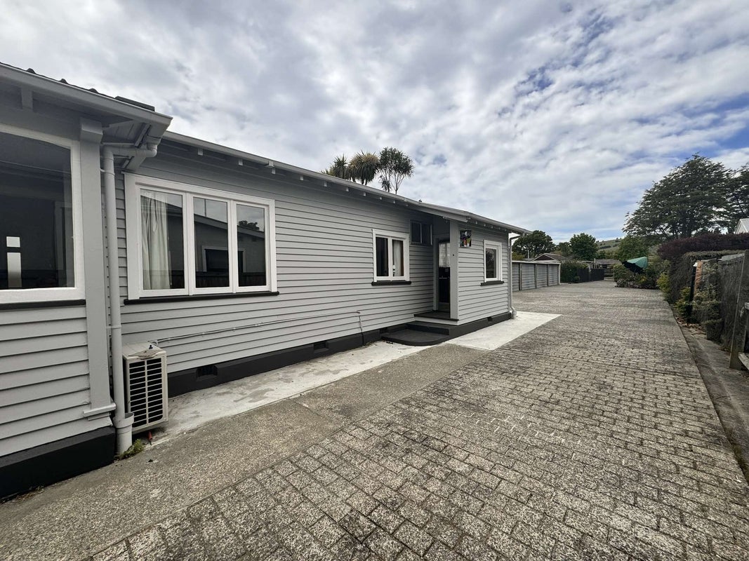 2/12 Croydon Street, Sydenham, Christchurch - Carousel 2