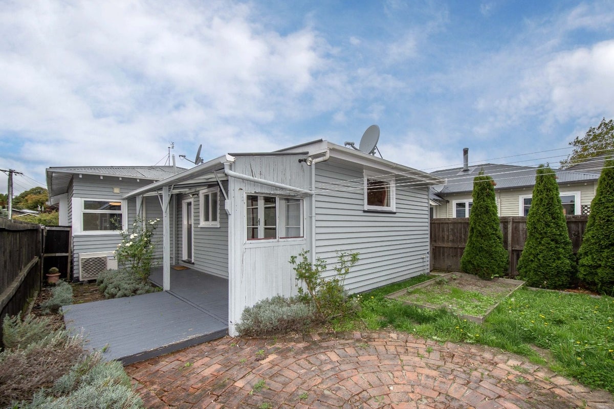 1/57 Rutland Street, St Albans, Christchurch - Carousel 11