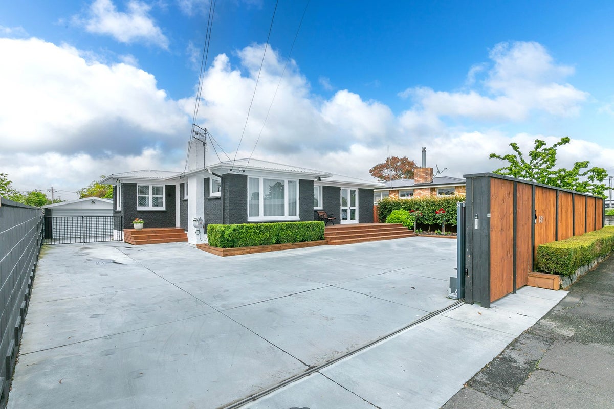 181 Sandwich Road, St Andrews, Hamilton - Carousel 2